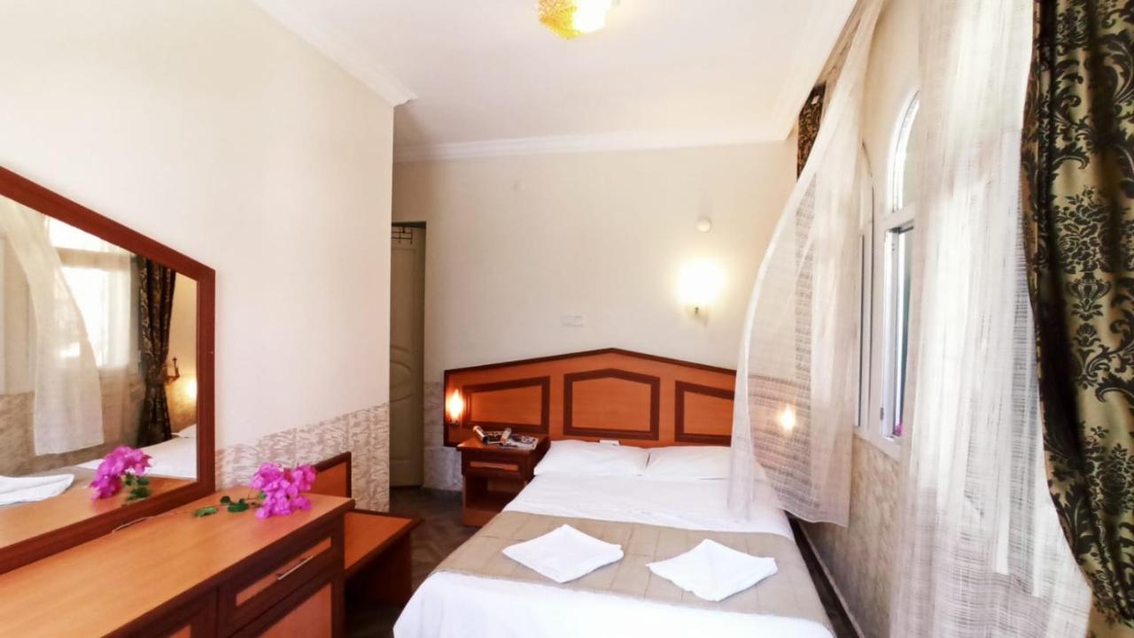 Ideal Pension Fethiye Esterno foto